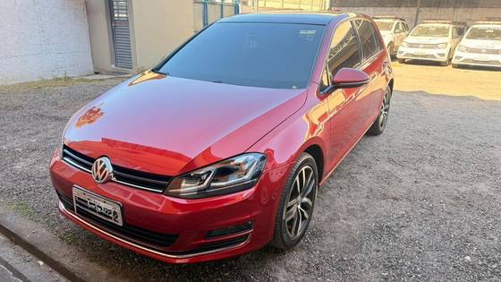 VOLKSWAGEN GOLF 1.4 TSI HIGHLINE 16V GASOLINA 4P AUTOMÁTICO VOLKSWAGEN GOLF 1.4 TSI HIGHLINE 16V GASOLINA 4P AUTOMÁTICO